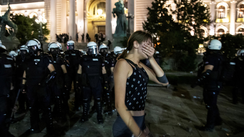 Вучич прокомментировал новые протесты в Белграде