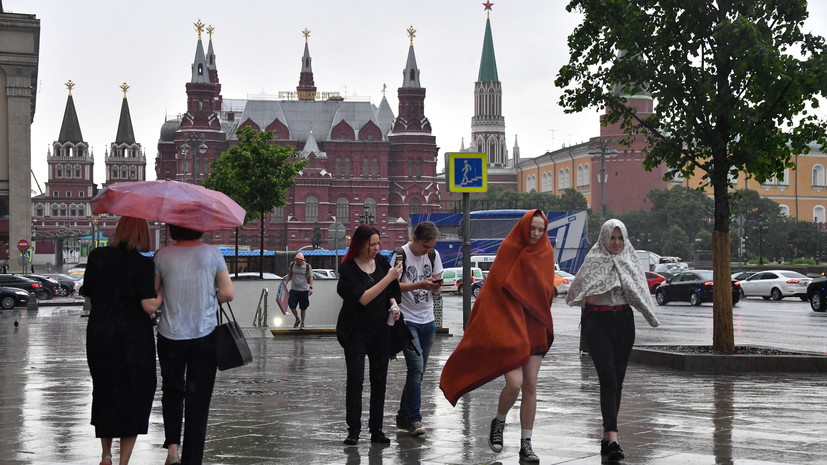 Синоптик рассказал о риске подтоплений в Москве из-за сильных дождей