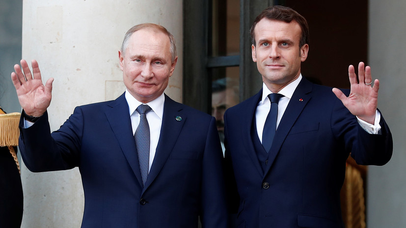 Путин поздравил Макрона с Днём взятия Бастилии