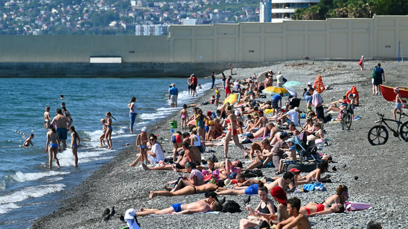 Власти Сочи заявили о более чем 150 тысячах туристов на курорте