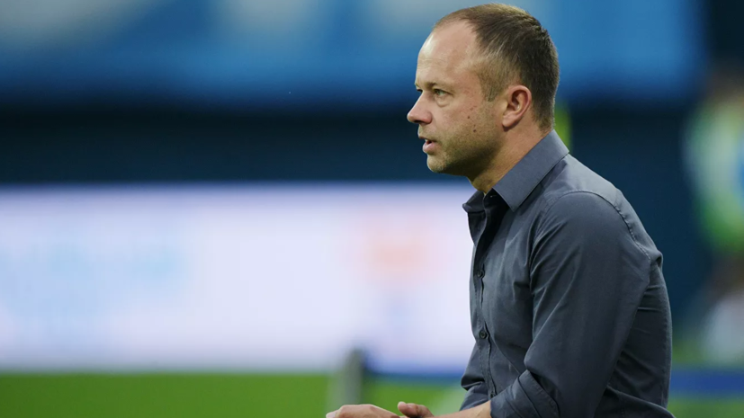 Парфёнов подал в отставку с поста главного тренера «Урала»