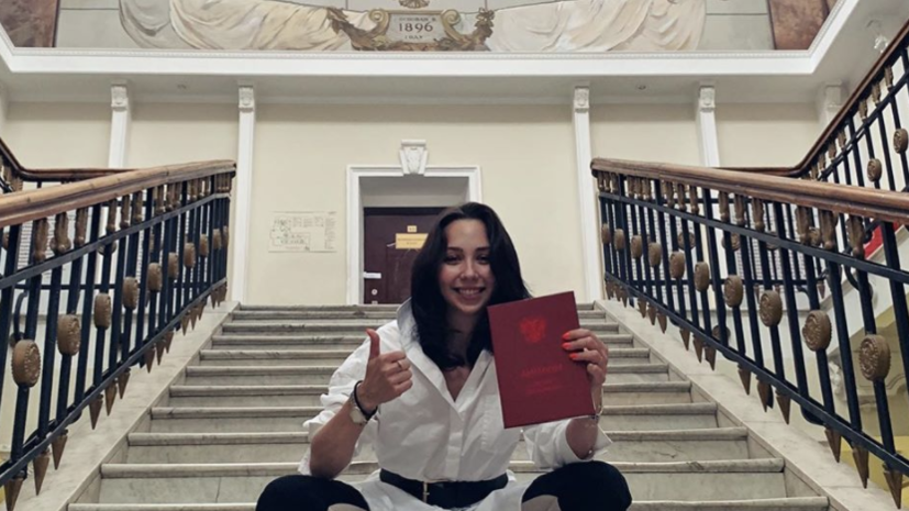 Туктамышева окончила вуз с красным дипломом