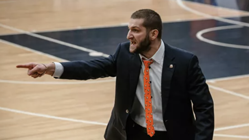 Тренер «Буревестника», сломавший нос судье, был пожизненно дисквалифицирован и оштрафован