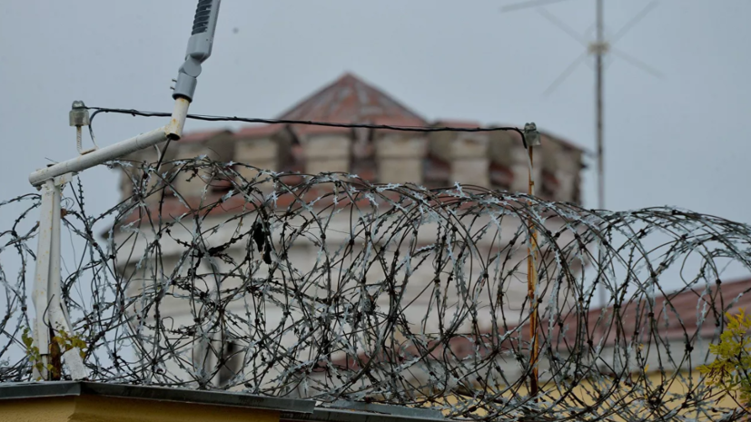 Кабмин поддержал законопроект о блокировке сотовой связи в тюрьмах