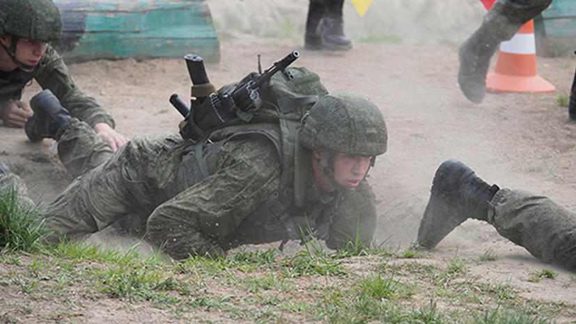 Армейский корпус Балтфлота начал батальонное тактико-строевое занятие