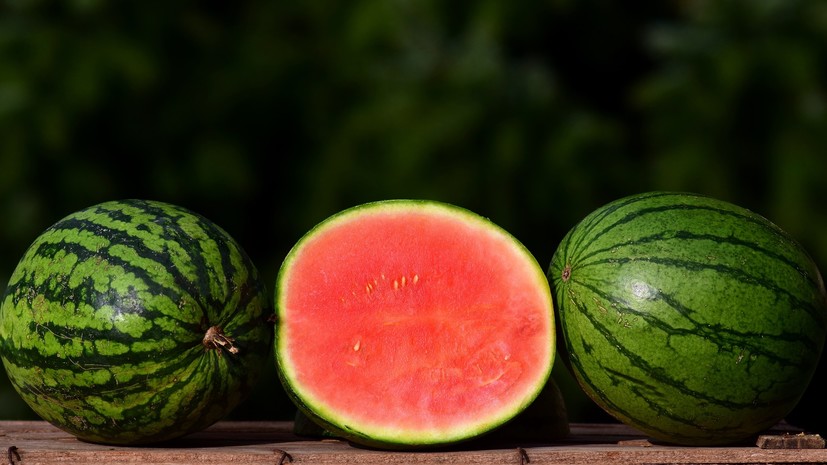 Ретейлеры зафиксировали снижение цен на ягоды и фрукты летом 2020 года