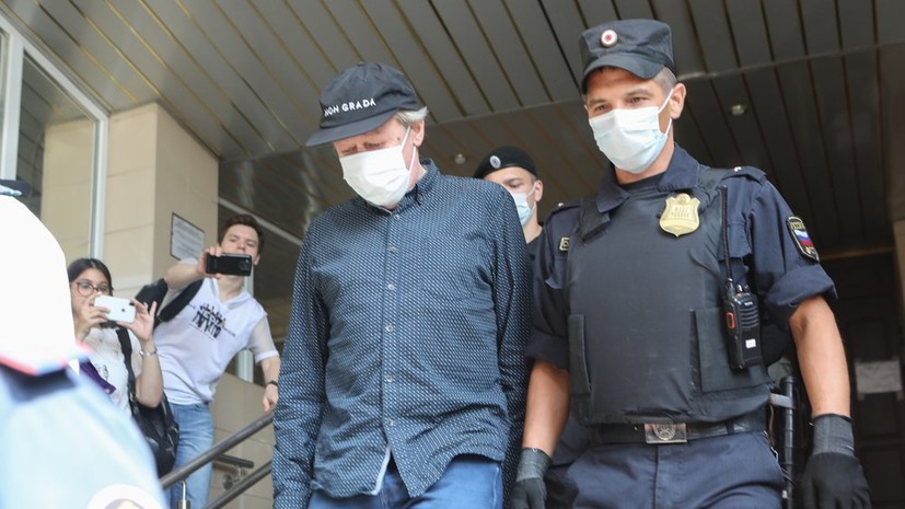 Суд продлил до 22 января срок домашнего ареста Ефремова