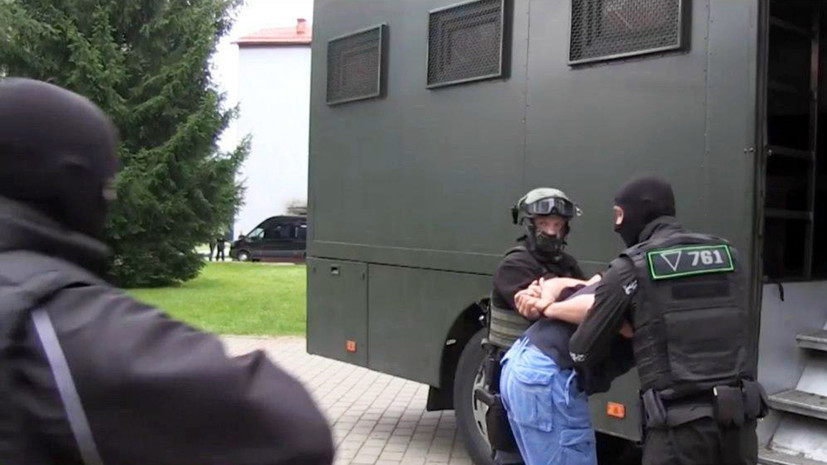 СК Белоруссии разрешил консулу России посетить задержанных россиян