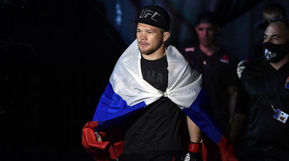 Российский чемпион UFC в легчайшем весе Пётр Ян