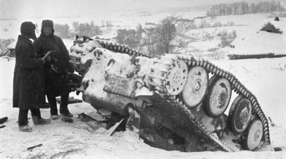 Подбитый немецкий танк под Москвой