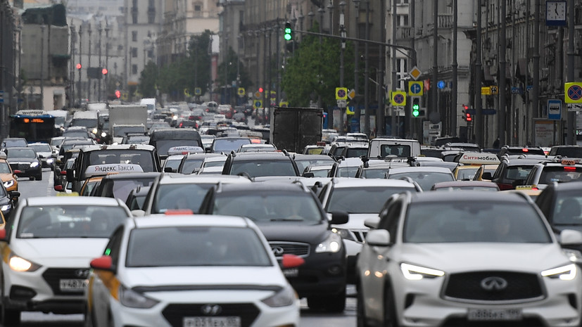 Автоэксперт рассказал, как повысить безопасность на дорогах России