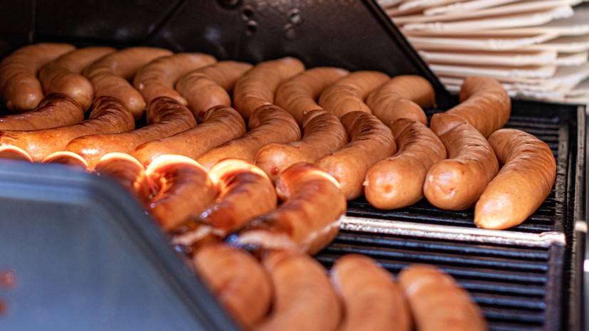 Эксперты Роскачества изучили состав молочных сосисок