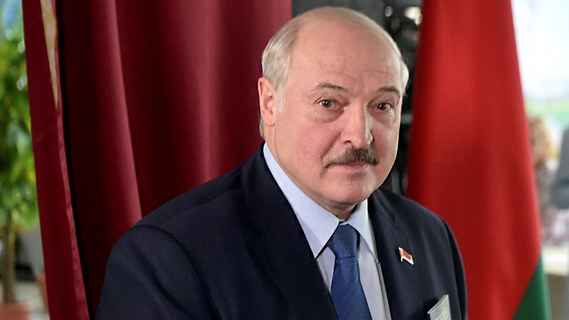 Лукашенко заявил о пытавшихся въехать в Белоруссию с фальшивыми визами