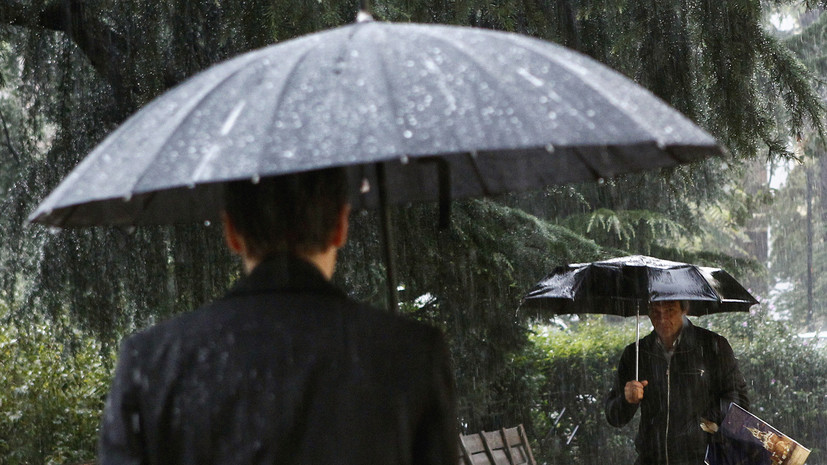 Эксперт рассказал о регионах, на которые повлияет шторм «Джангми»