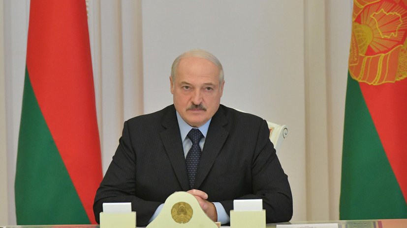 Лукашенко опроверг сообщения об отъезде из Белоруссии