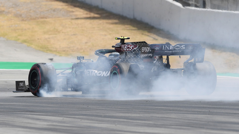 Боттас показал лучшее время на первой практике Гран-при «Формулы-1» в Испании