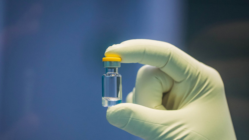 Гинцбург назвал сроки поступления вакцины в гражданский оборот