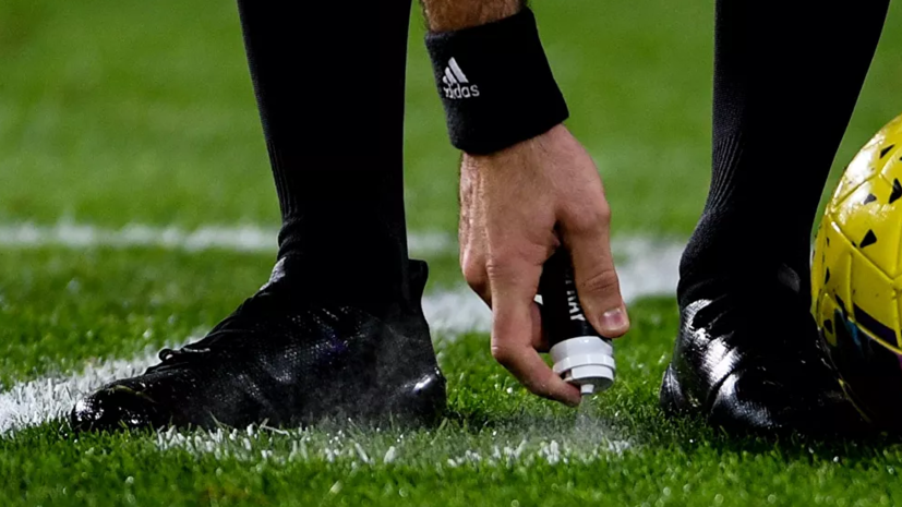 Российские футбольные судьи получили высокоточные фитнес-часы от РФС