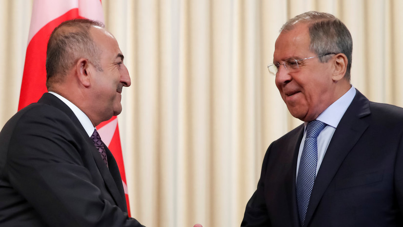 Лавров и Чавушоглу обсудили ситуации в Сирии и Ливии