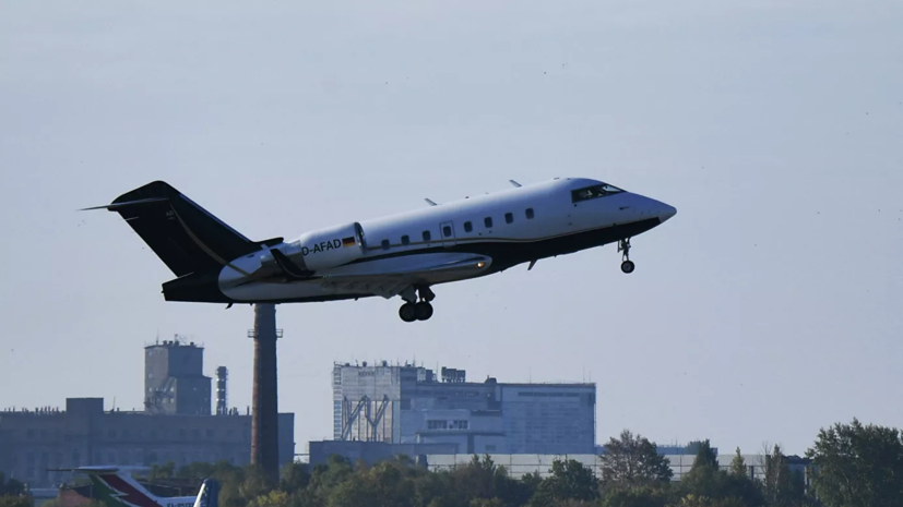Самолёт с Навальным приземлился в Берлине