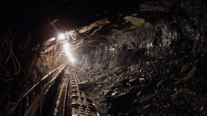 Задымление произошло в шахте в Свердловской области
