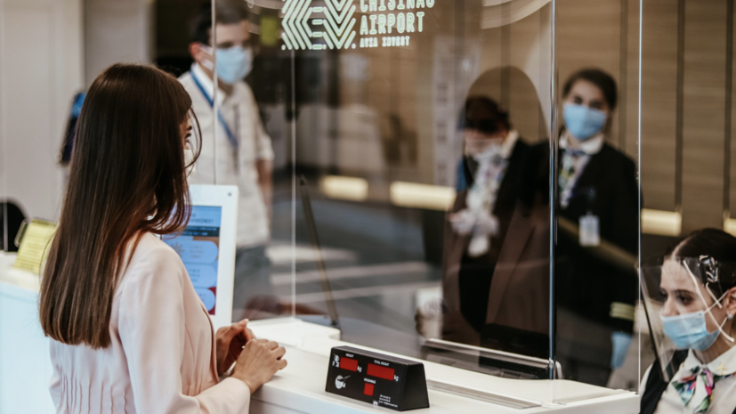 Молдавия с 1 сентября снимет запрет на въезд для граждан России