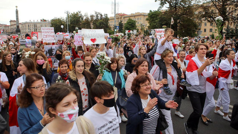 В Минске женщины проводят акцию протеста