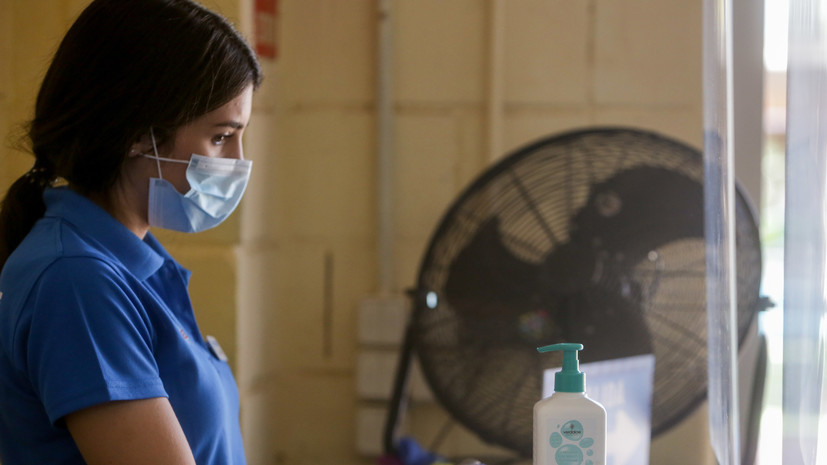 В Канаде число случаев коронавируса достигло почти 128 тысяч