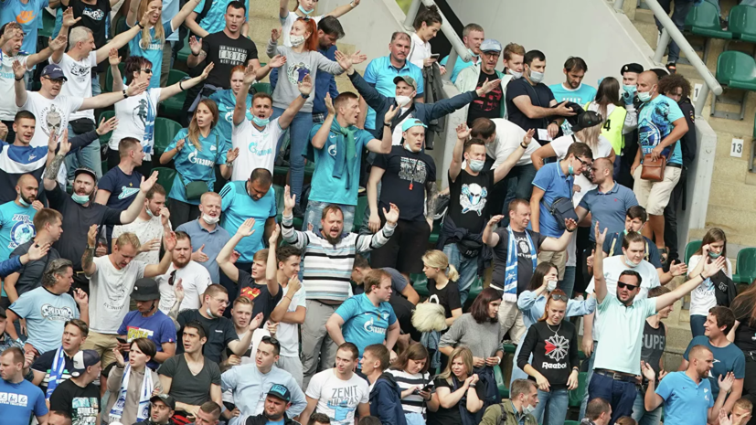 СМИ: На болельщиков «Зенита» напали в московском кафе после матча с «Локомотивом»