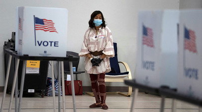 Избирательный участок во время праймериз в США, город Лас-Крусес, 2 июня 2020