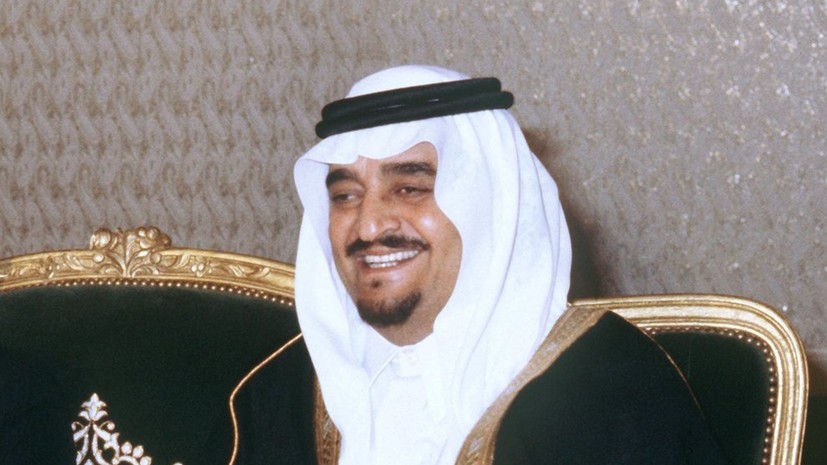 Командующий ВС Саудовской Аравии уволен из-за подозрений в коррупции