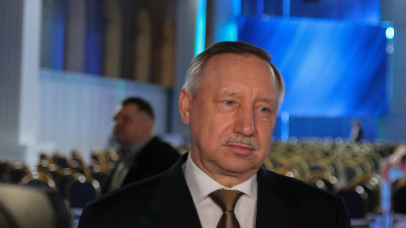 Власти Петербурга утвердили премию для лучших учителей