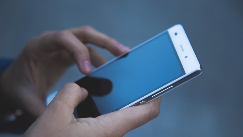 Россияне провели более 110 тысяч операций через систему быстрых платежей за год