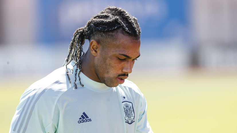 Сдавший положительный тест на коронавирус Траоре покинул сборную Испании по футболу