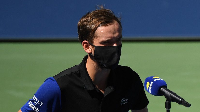 Медведев заявил, что не тренировался с заболевшим коронавирусом Пэром