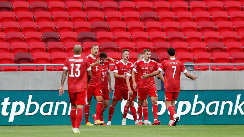 Опубликовано фото из раздевалки сборной России после победы над Венгрией