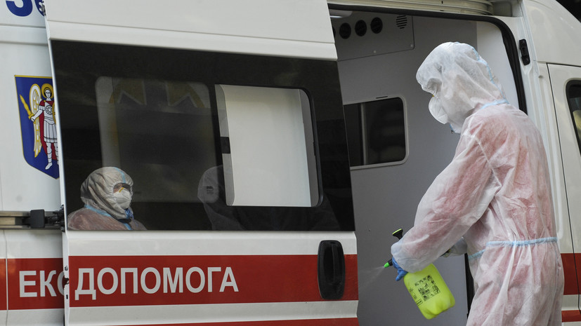 На Украине за сутки выявили 2462 новых случая коронавируса