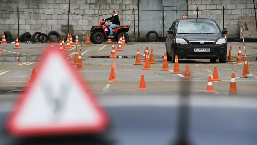 В Движении автомобилистов прокомментировали идею разрешить управление автомобилем с 16 лет