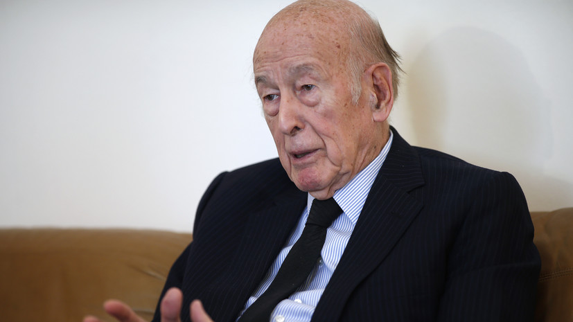 СМИ сообщили о госпитализации экс-президента Франции