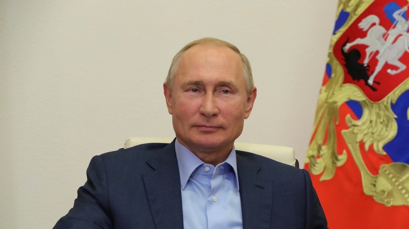 Путин поздравил Ёсихидэ Сугу с избранием на пост премьера