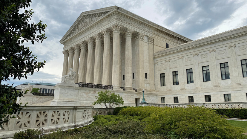 «Демонстрация силы»: почему назначение нового судьи Верховного суда стало предметом политической борьбы в США