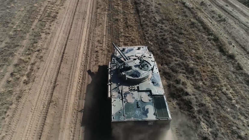 Военные ВДВ уничтожили более 100 танков «противника» на учениях