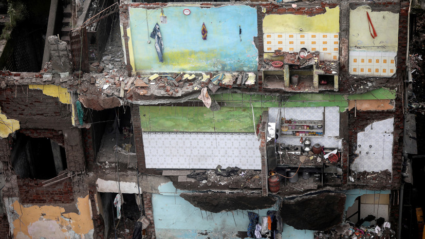 В Индии число жертв обрушения жилого дома достигло 39