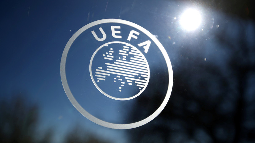 Источник: УЕФА планирует сохранить возможность пяти замен в матчах еврокубков сезона-2020/21