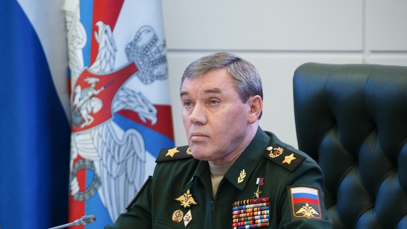 Герасимов прокомментировал полёты самолётов НАТО у границ России