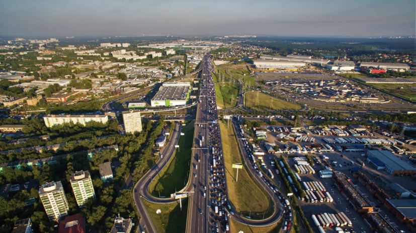 Восстановлено движение по трассе «Урал» после падения пешеходного моста