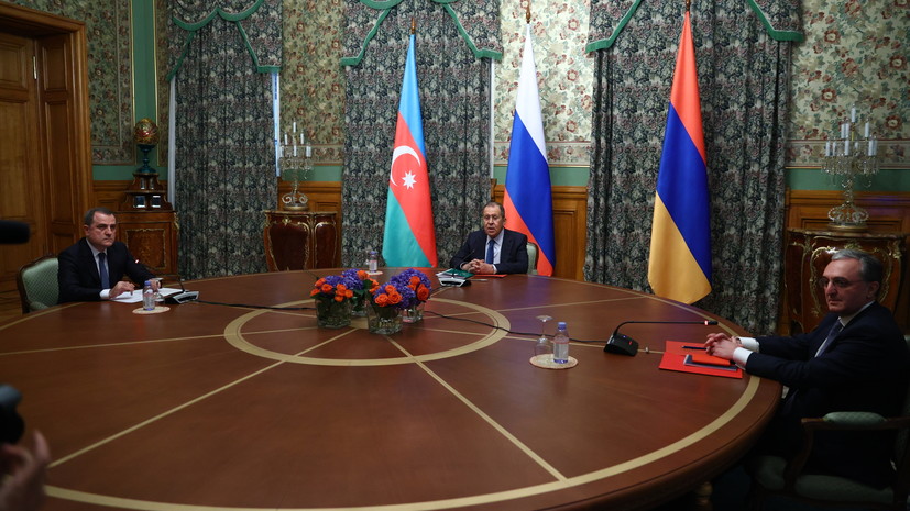 В Москве началась встреча глав МИД России, Азербайджана и Армении