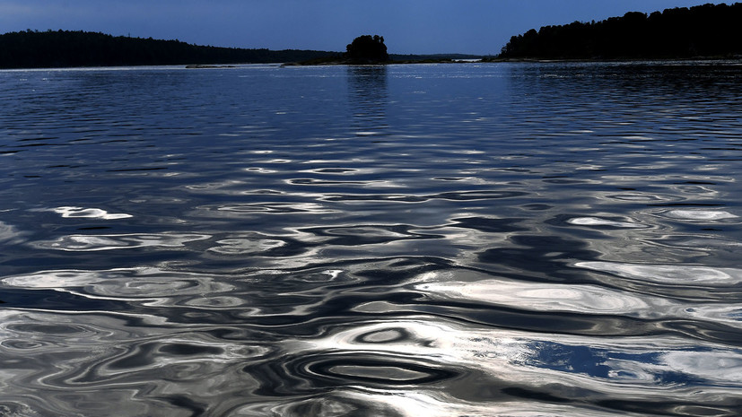Названы возможные причины разлива топлива в Красноярском крае