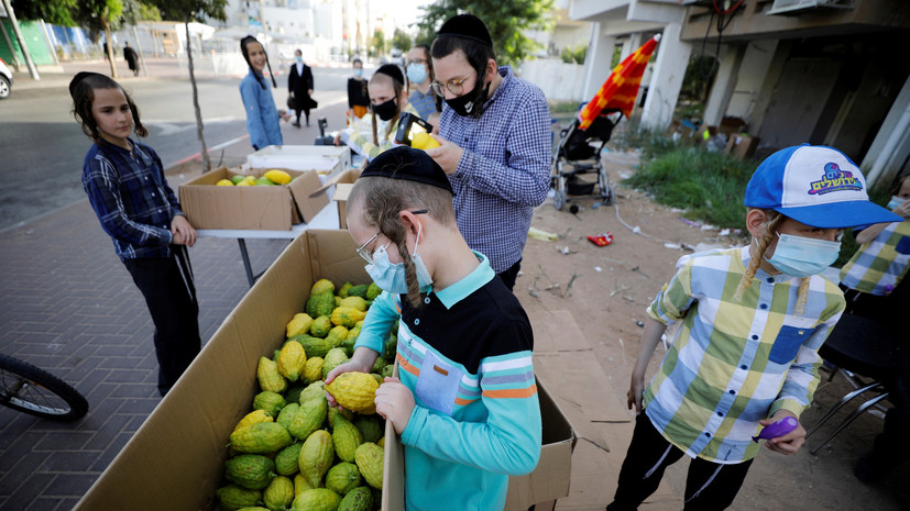 В Израиле число выявленных случаев коронавируса превысило 296 тысяч