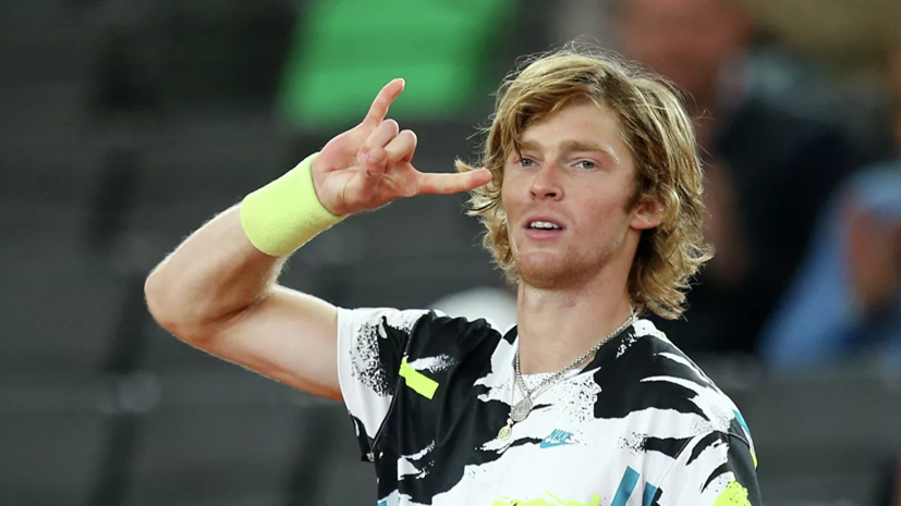 Рублёв одолел Умбера и вышел в четвертьфинал турнира ATP в Санкт-Петербурге